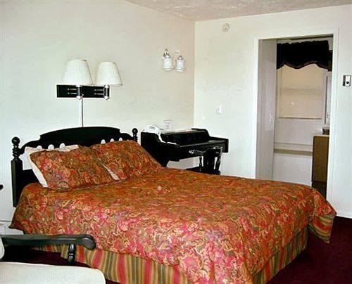 Continental Inn เชบอยกัน ภายนอก รูปภาพ